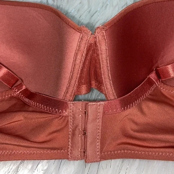 3/$30 Danskin Rust Orange Underwire Bra 42D - Picture 8 of 13